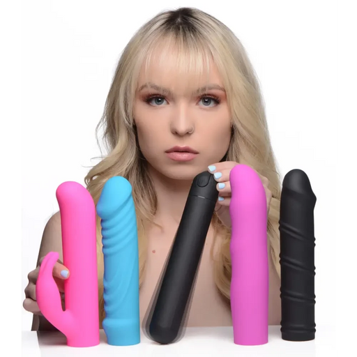 4 - in - 1 XL Silicone Bullet and Sleeves Kit